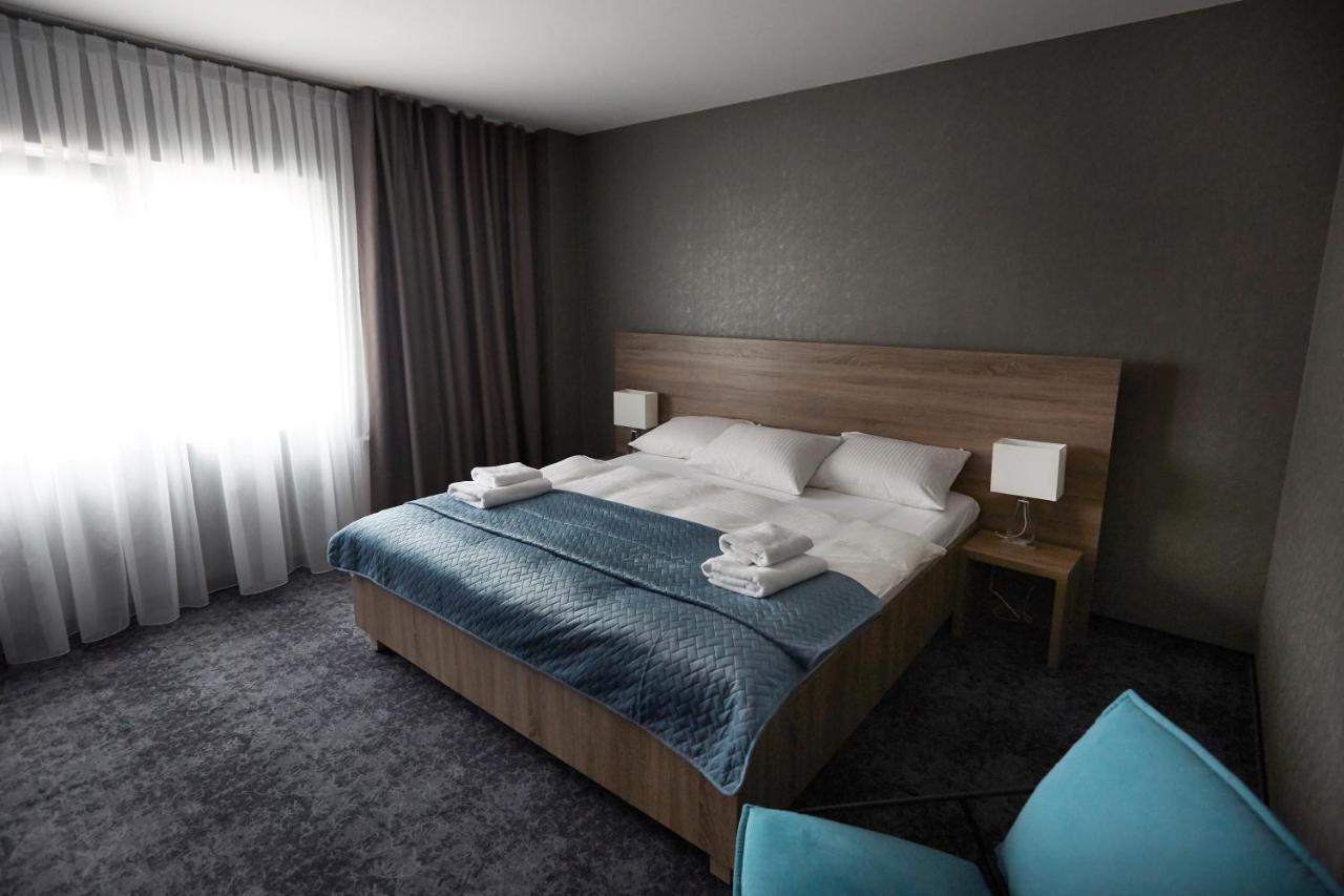 Hotel Porto 라돔스코 외부 사진