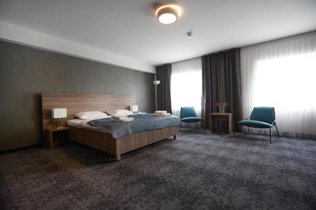 Hotel Porto 라돔스코 외부 사진