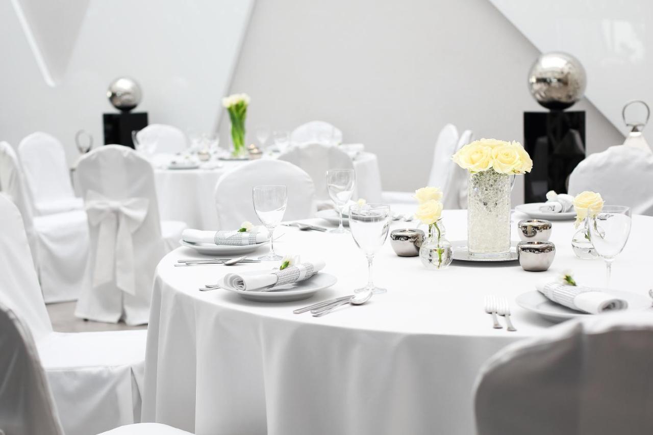 Hotel Porto 라돔스코 외부 사진