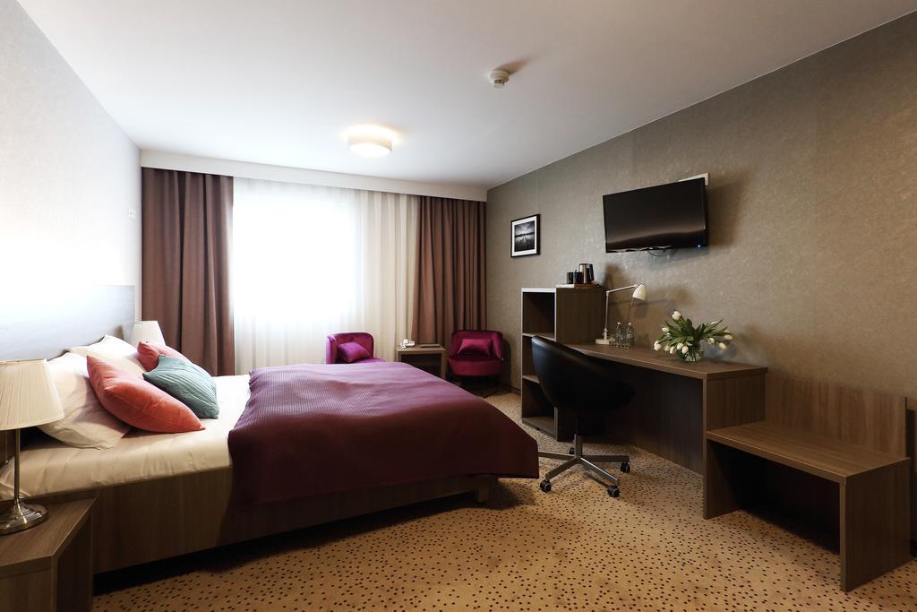 Hotel Porto 라돔스코 외부 사진